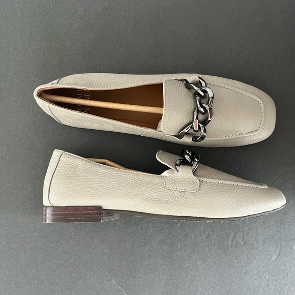 Donald Pliner Bethany Chain Leather Loafers - Picture 5 of 9